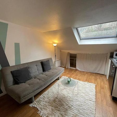 Le Cinq Sens, Studio Proche De La Gare Lejlighed Pontoise Eksteriør billede